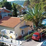Casa Liliana By The Sea Prázdninový dům Mali Lošinj