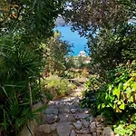 Casa Liliana By The Sea